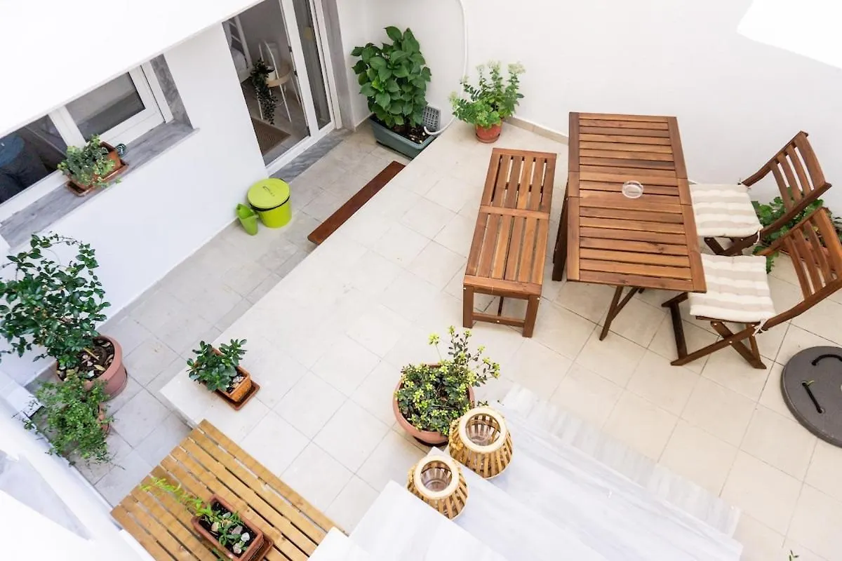 New Studio With Backyard Thessaloniki